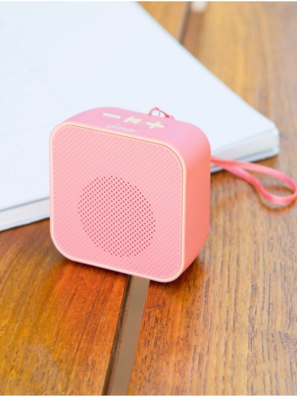 Sonix Bluetooth Speaker Exclusive Haut-Parleur Bluetooth Sonix *NWT*